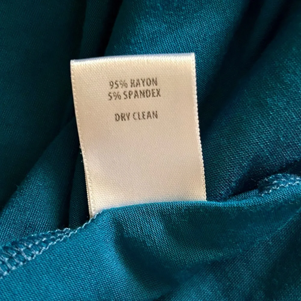 Anthropologie Bailey 44 Faux
Wrap Dress Size Large Turquoise Jersey Knit NWT - Picture 7 of 7